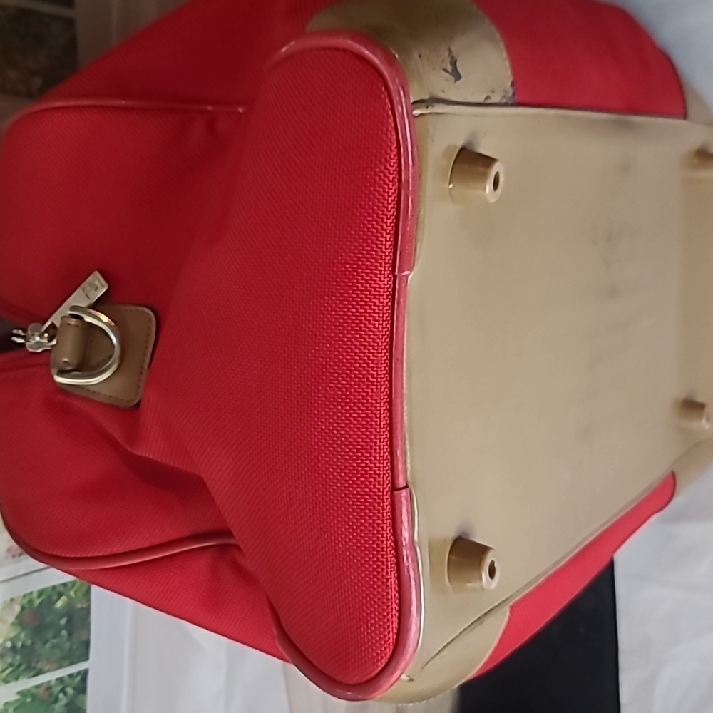 Diane von Furstenberg travel bag. - Picture 8 of 11